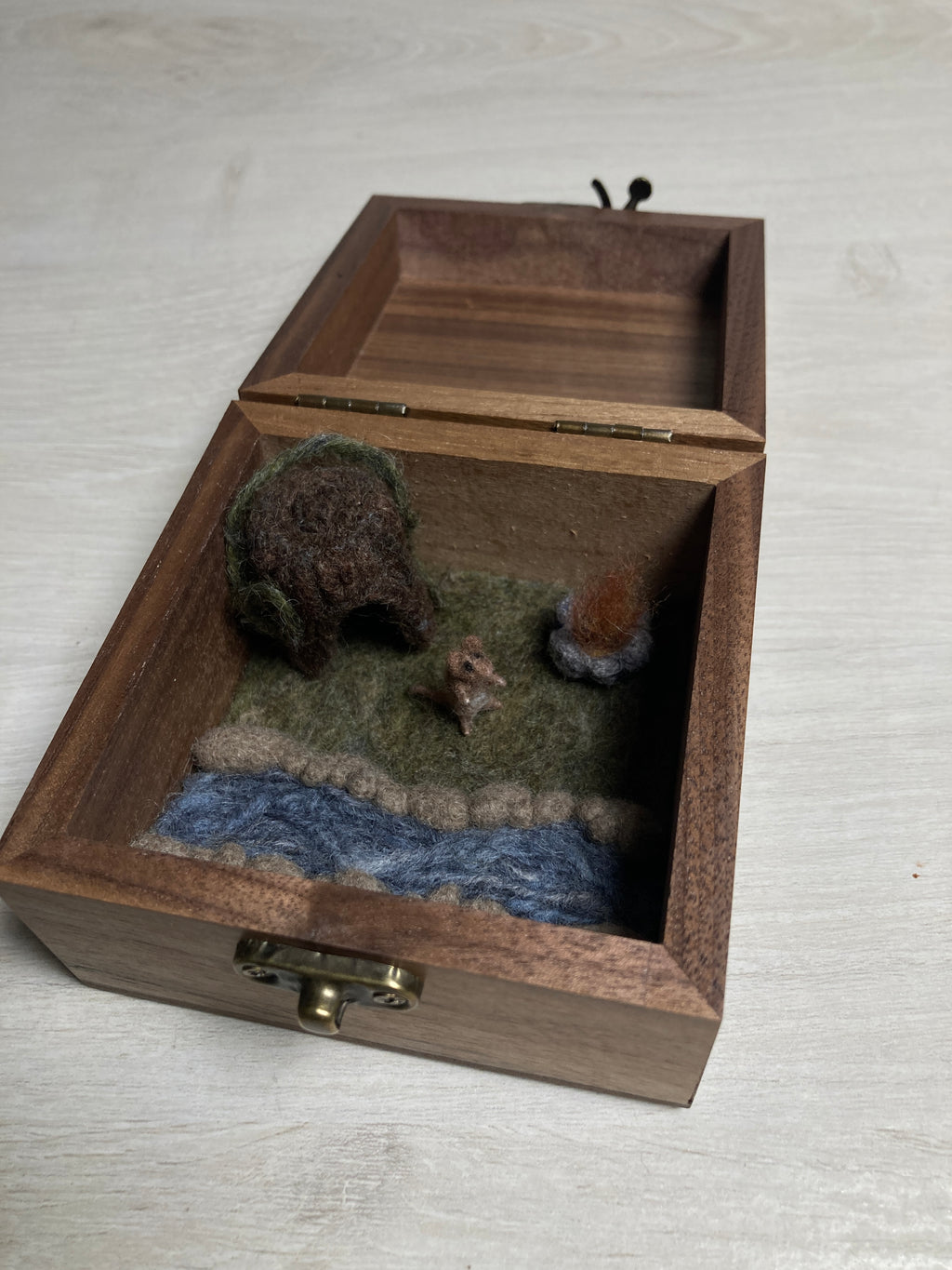 Tiny Woodland Wool Mouse with River, Log, Vine & Firepit